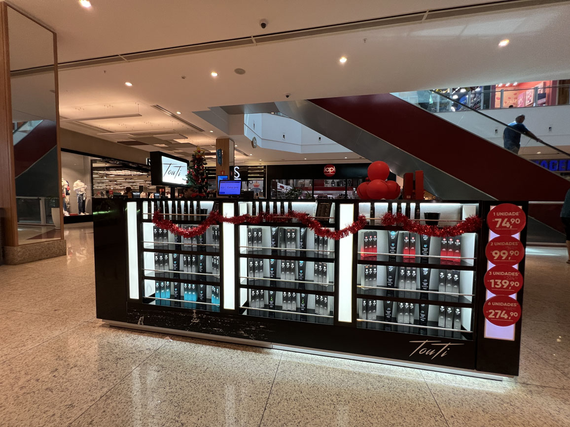 TOUTI COSMETICS