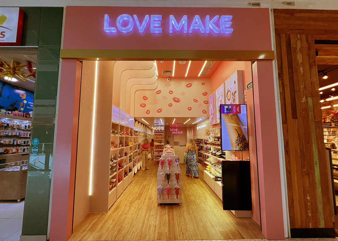 LOVE MAKE