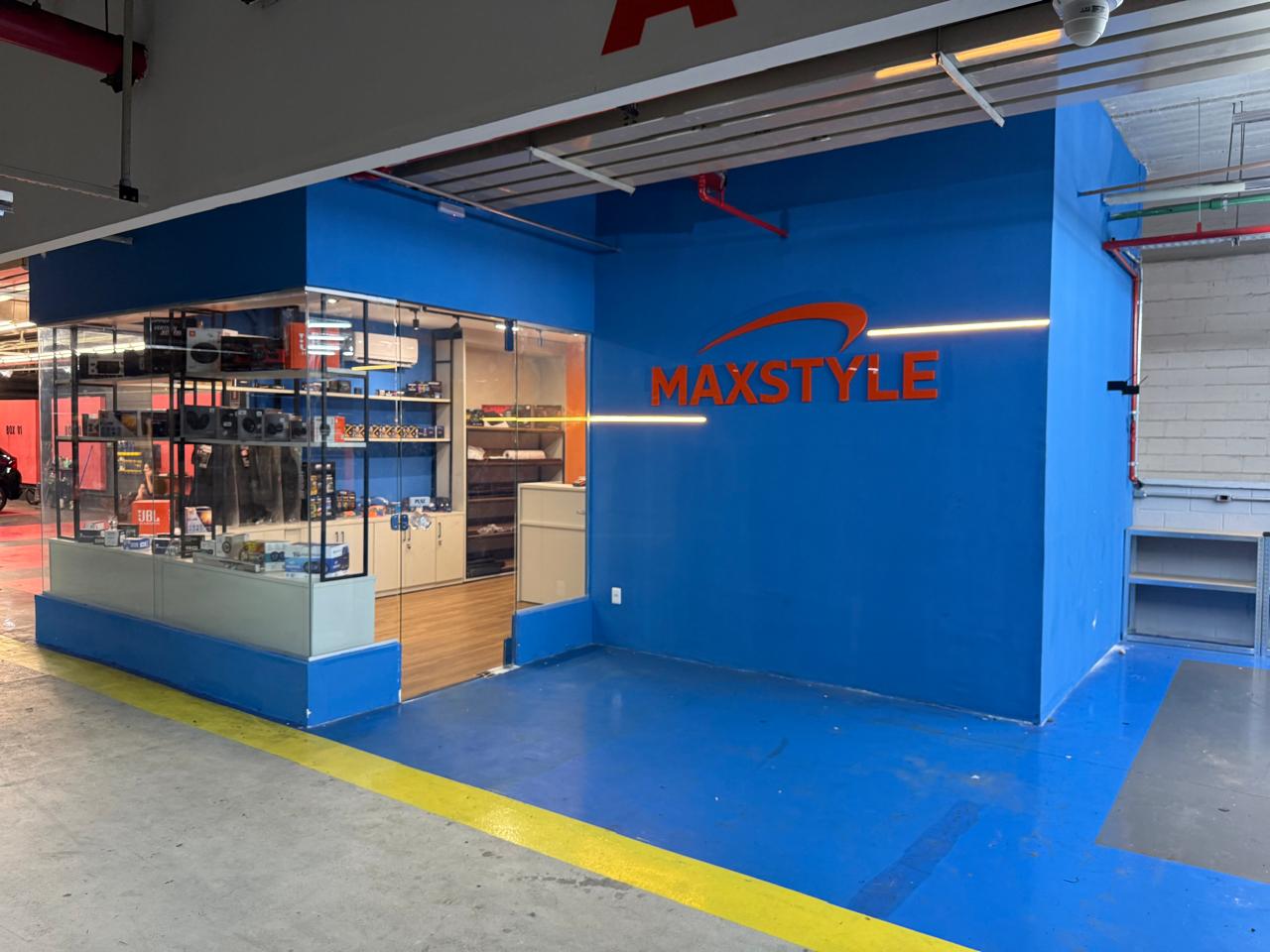 MAX STYLE